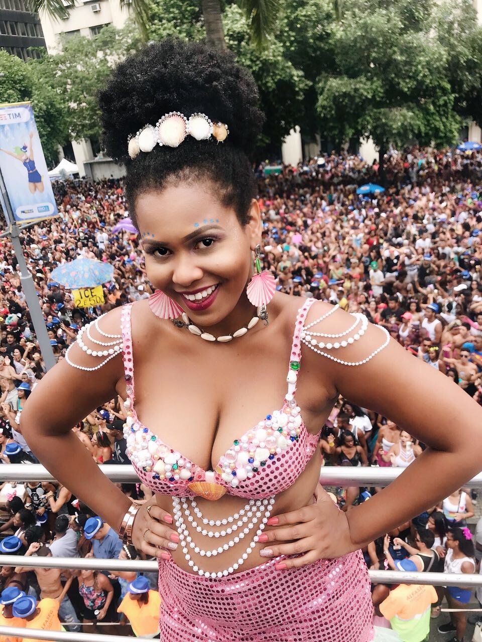 Arquivo 05 02 2018 22 15 26 - Penteados de carnaval: inspirações para a maior festa do mundo!