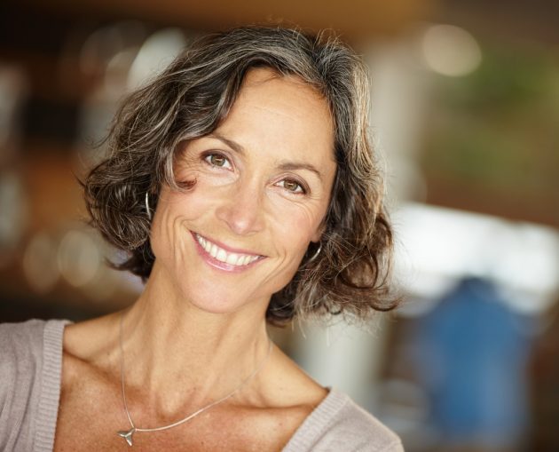 iStock 501365095 630x509 - Cabelos curtos para senhoras: cortes cl&aacute;ssicos e modernos